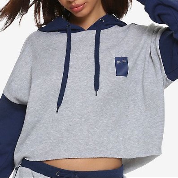 Her Universe Tops - Women’s Her Universe Tardis hooded crop top size L